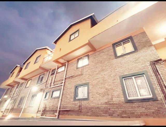 3 BEDROOM APARTMENT FOR SALE IN SYDENHAM